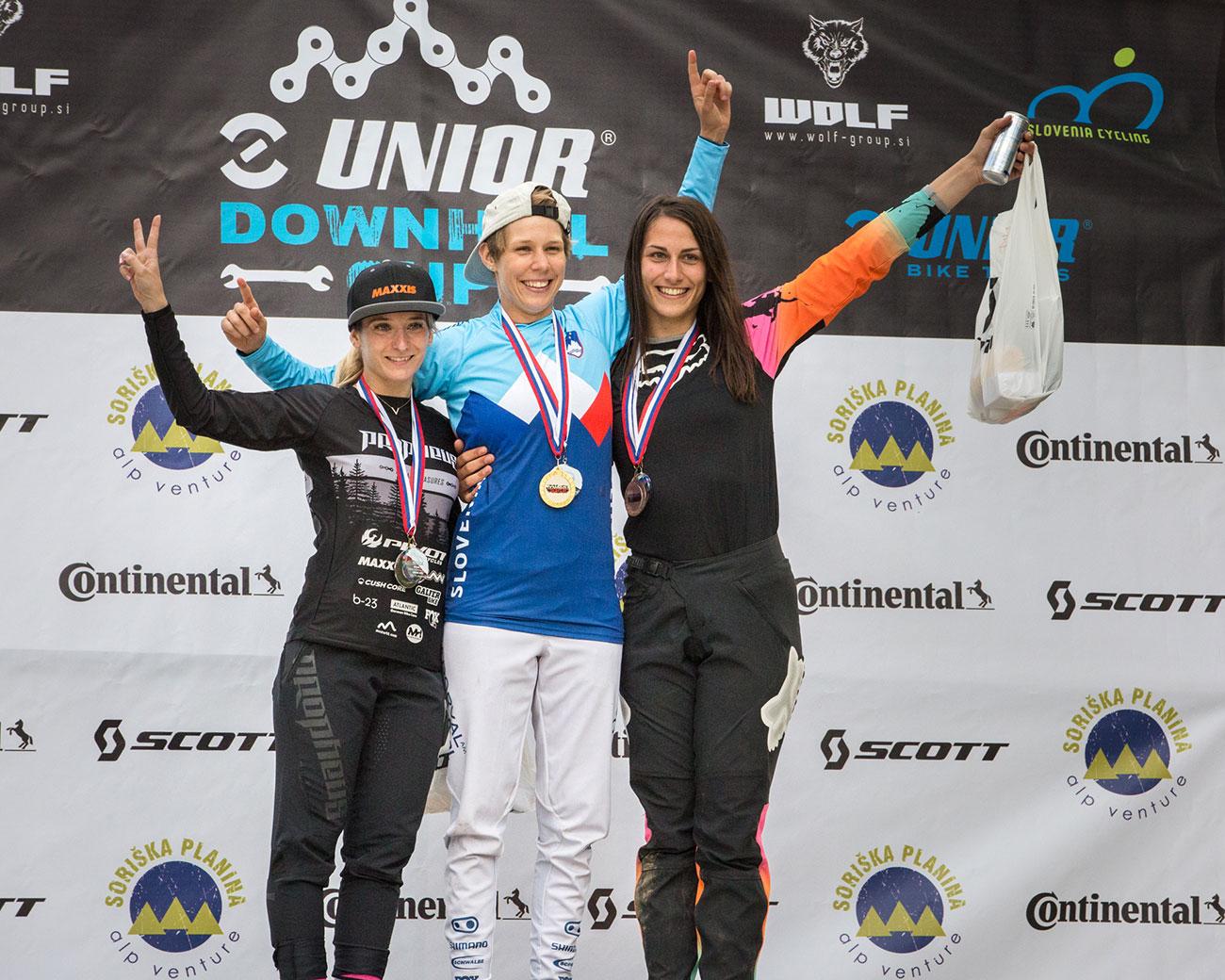 Špela Horvat, Monika Hrastnik, Nina Kovač